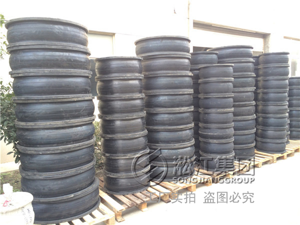 蘇州熱鍍鋅法蘭橡膠接頭，吳中區(qū)法蘭橡膠接頭，市政污水處理法蘭橡膠接頭